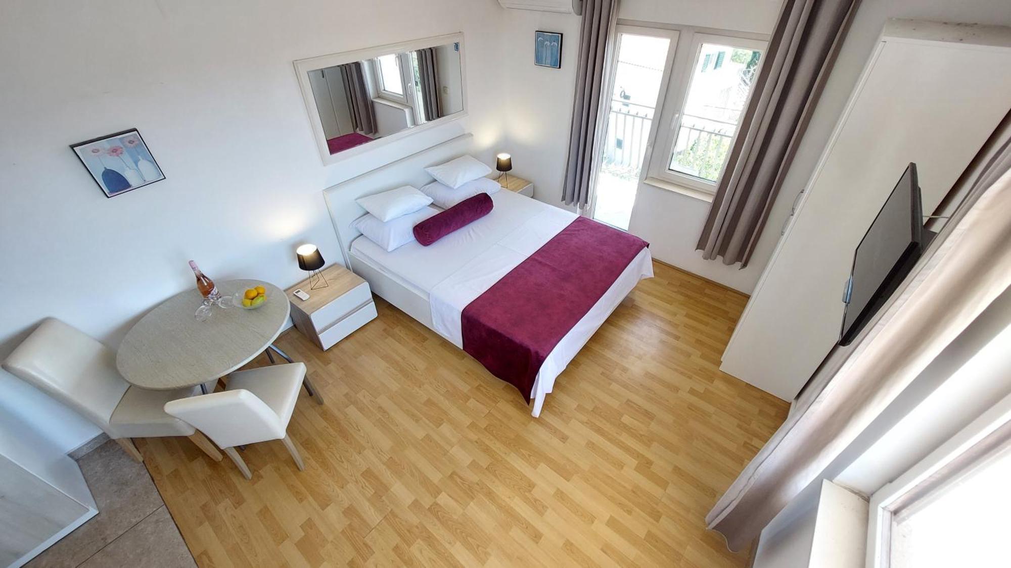Sea Side Apartments Водице Экстерьер фото